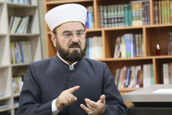Karadaği Sisi'ye seslendi: Ders almalısın