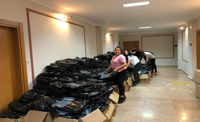 Korona dönemi mezunlarına cüppe ve kep morali