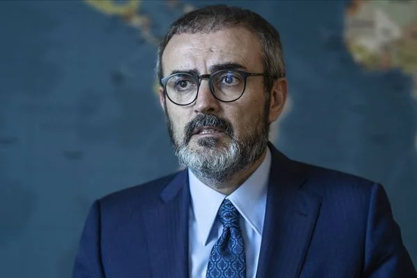 Mahir Ünal'dan 'sosyal medya düzenlemesi' açıklaması