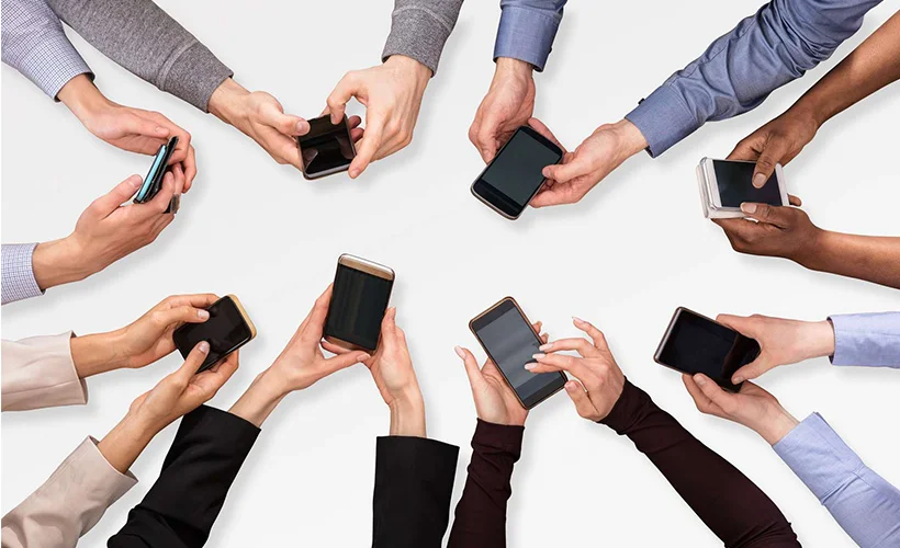Neden sürekli cep telefonuna bakma ihtiyacı duyuyoruz?