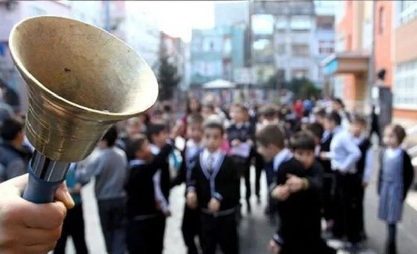 Okullar ne zaman açılacak? Okullarda yine uzaktan eğitim mi olacak? Bakan Ziya Selçuk ne dedi?