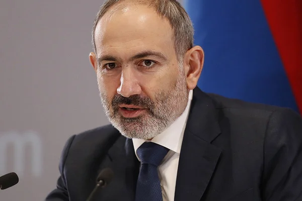 Paşinyan: Rusya, Azerbaycan sınırında istikrar sağlanmasında önemli rol oynadı