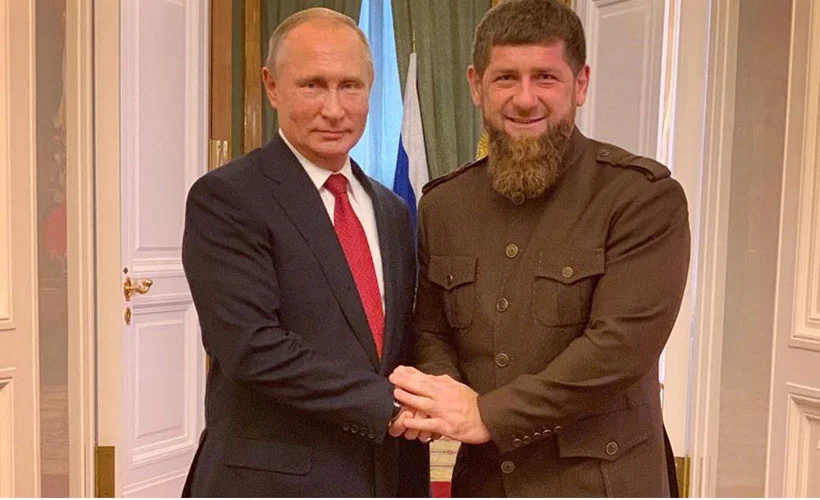 Putin'den, Kadirov'a tümgeneral rütbesi