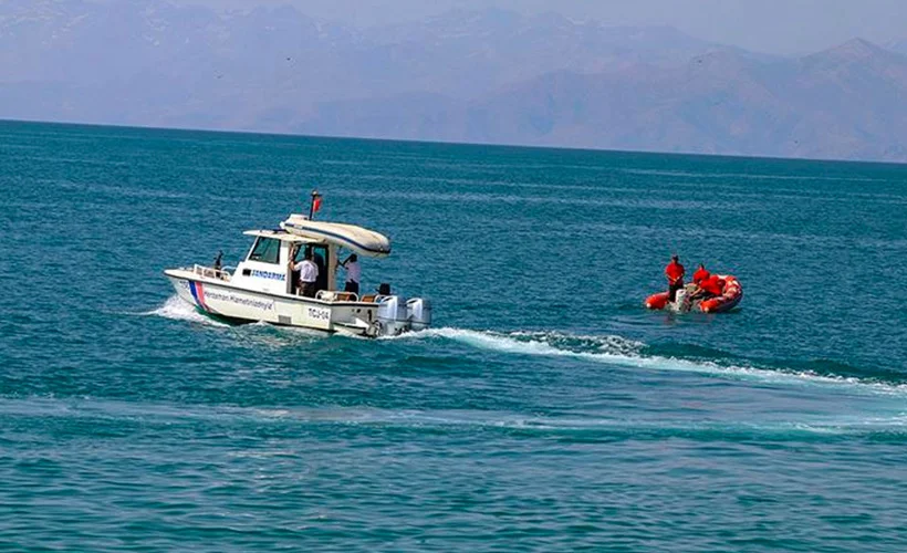 Van Gölü'nde ölü sayısı 16'ya yükseldi