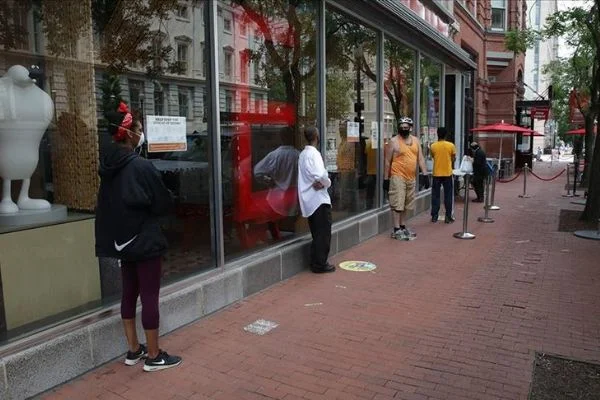 Washington'da riskli bölgeden gelenlere karantina uygulanacak