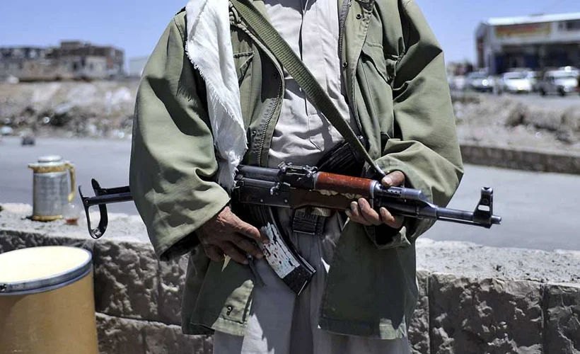 Yemen'de Husilere ait patlayıcı yüklü iki teknenin vuruldu