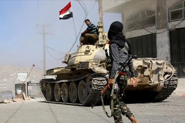 Yemen'in güneyinde çatışmalar şiddetleniyor