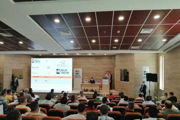 3 Satte 64 milyonluk rekor satış