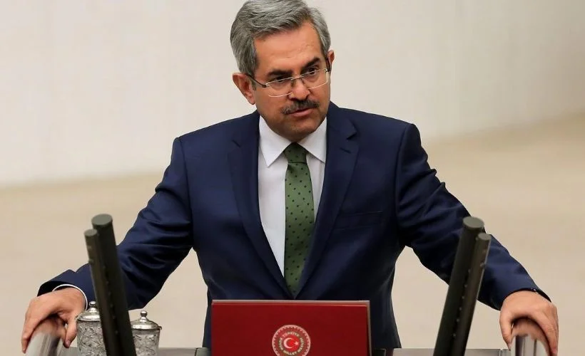 Ankara Üniversitesi'nde devir teslim