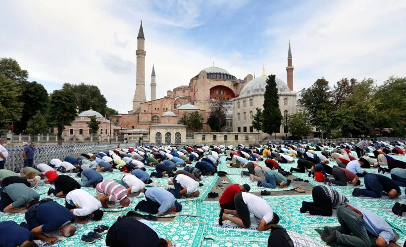 Ayasofya-i Kebir Cami-i Şerifi'ne hafta sonu yoğun ilgi