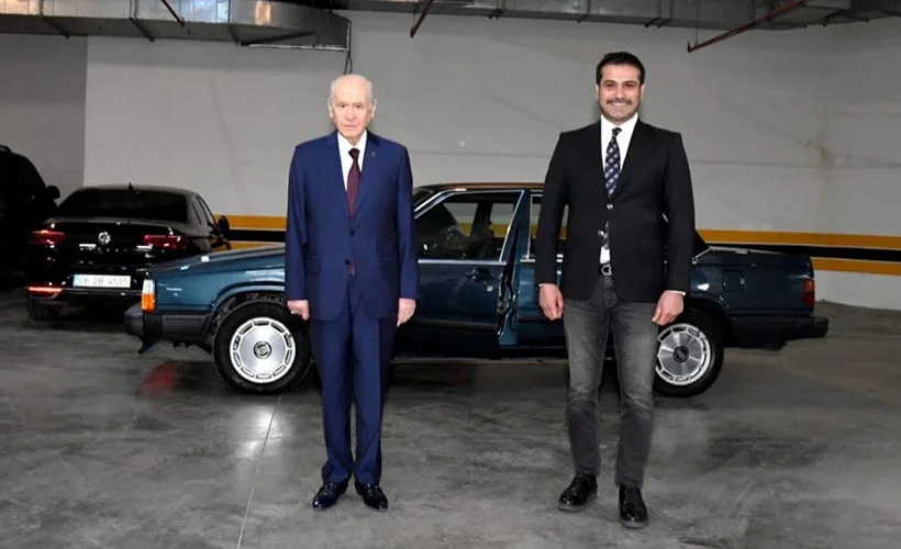 Bahçeli'den jest! 'BJK' plakalı aracını hediye etti
