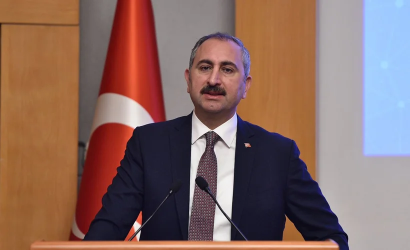 Bakan Gül'den Yunanistan'a ''Doğu Akdeniz'' tepkisi