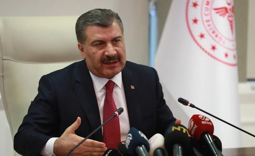 Bakan Koca'dan vatandaşlara uyarı: Yeniden ciddi kısıtlamalar getirmeden rehavetten kurtulun