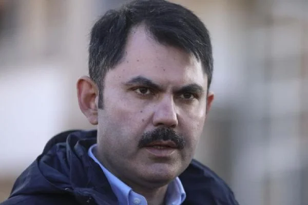 Bakan Kurum'dan vatandaşlara çağrı: Yavrularımızın geleceği için bir an önce yaptıralım