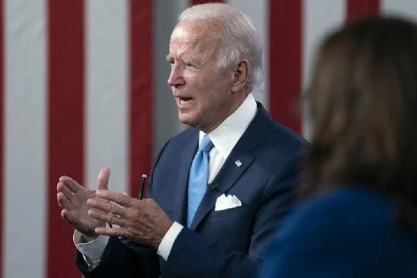 Başkan adaylığına resmen Joe Biden'ı gösterdiler