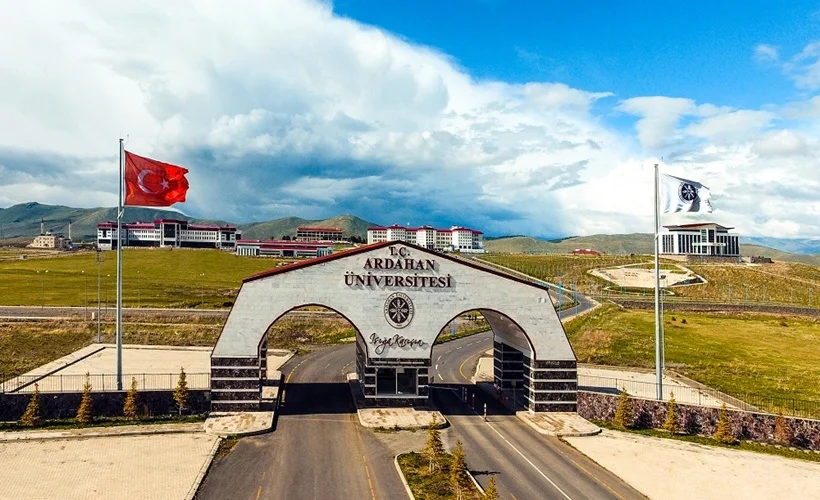 Bilgi ve bilimin ışığı 'Ardahan'dan yükseliyor
