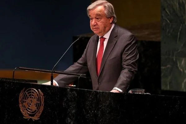 BM Genel Sekreteri Guterres'ten Kovid-19 nedeniyle okulların kapatılmasına ilişkin uyarı