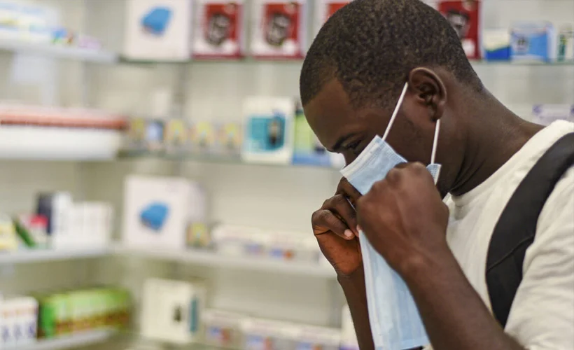 Gambiya'da 3 bakan koronavirüse yakalandı