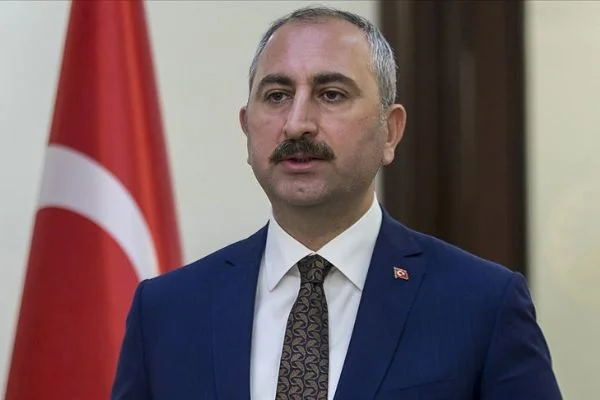 Gül orman yangınlarına neden olanlara verilen cezaları paylaştı