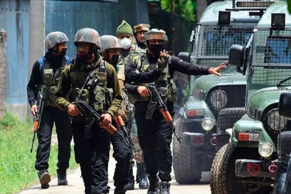 Hindistan'ın asimilasyon politikası: Cammu Keşmir'de Müslümanlar etkisizleştiriliyor