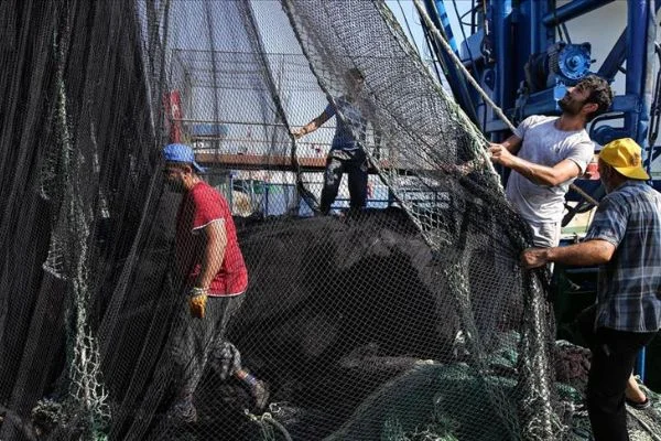 İstanbullu balıkçılar 1 Eylül mesaisinde