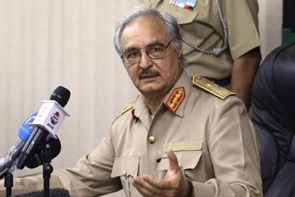 İstihbarat askeri itiraf etti: Hafter artık Bingazi'de istenmiyor