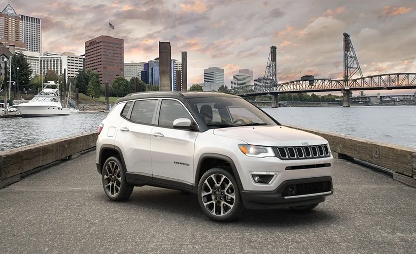 Jeep Compass yeni yüzüyle Türkiye'de