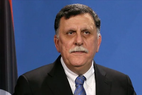 Libya Başbakanı Serrac, yeni Savunma Bakanı ve Genelkurmay Başkanı atadı