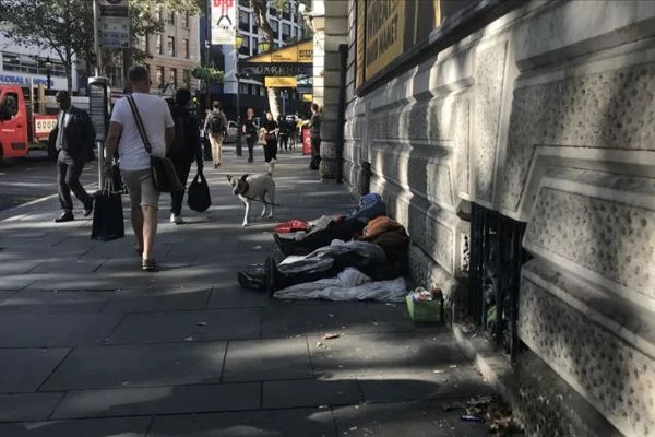 'Londra'da binlerce kişi kirasını ödeyemediği için evsiz kalabilir'