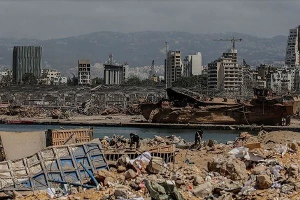 Lübnan'da patlamayla ilgili Cumhurbaşkanı ve Başbakan hakkında suç durusu