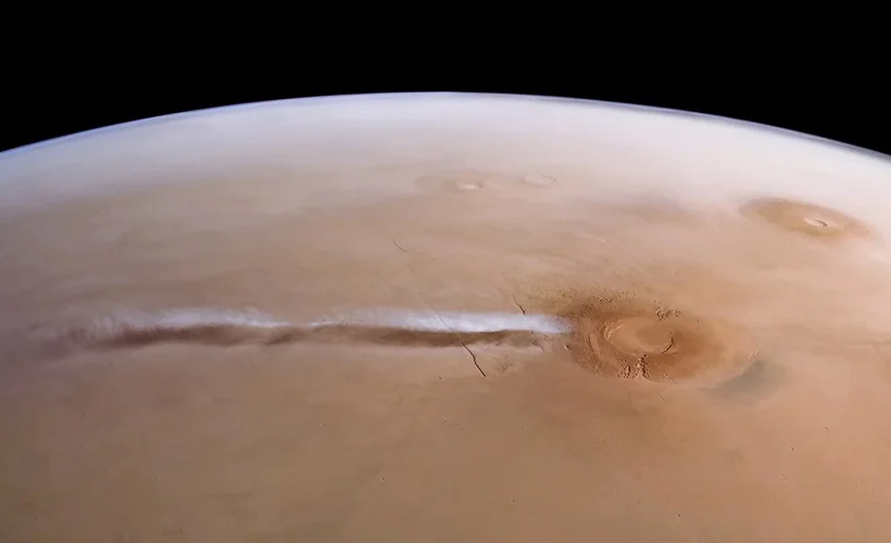 Mars'taki gizemli bulut yeniden görüldü
