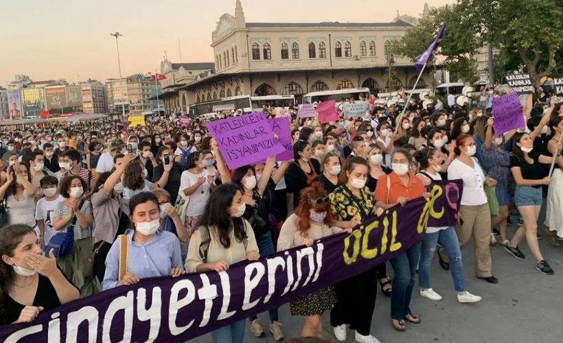 Reuters duyurdu: AK Parti İstanbul Sözleşmesi kararını haftaya açıklayacak