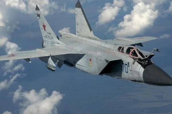 Rus savaş uçağı Barents Denizi üzerinde Norveç uçağını engelledi
