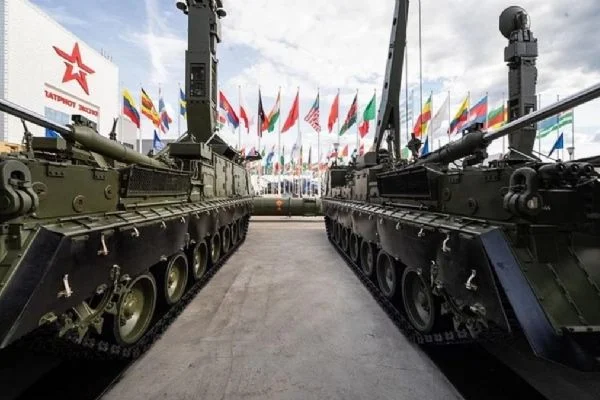 Rusya'da 'Armiya-2020' Forumu başladı