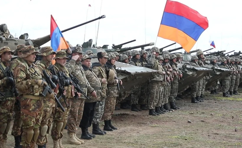 "Rusya, Ermenistan'ı gizlice silahlandırıyor"