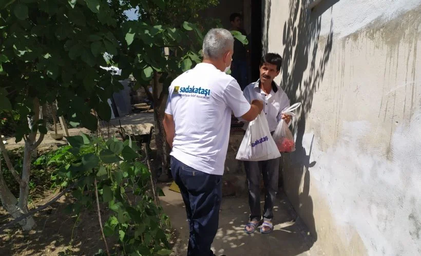 Sadakataşı bayram sevincini 32 ülkede yaşattı