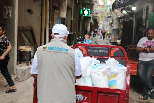 Sadakataşı'ndan Lübnan'a un yardımı