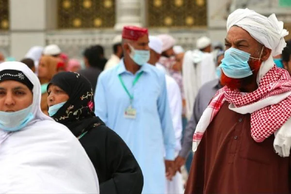 Suudi Arabistan'da koronavirüs nedeniyle bir günde 39 kişi hayatını kaybetti