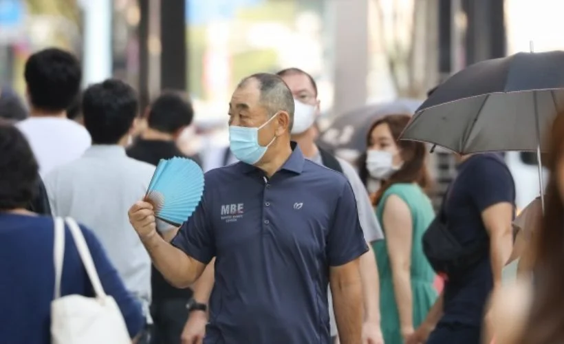 Tokyo'da kavurucu sıcaklar 100'ü aşkın insanın ölmesine sebep oldu