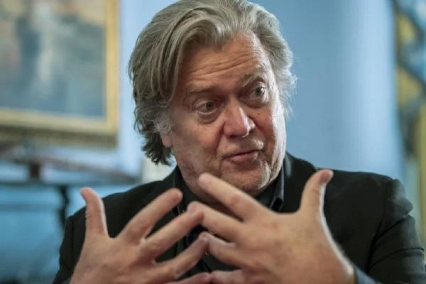 Trump'ın eski danışmanı Steve Bannon, ''dolandırıcılık'' suçlamasıyla gözaltına alındı