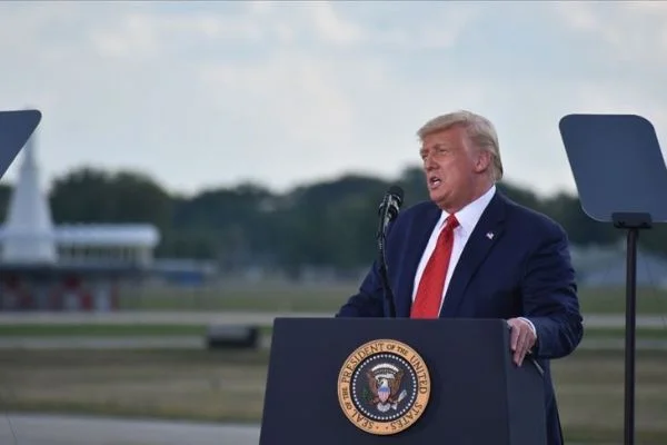 Trump'tan 'FDA'daki derin devlet aşı çalışmalarını yavaşlatıyor' suçlaması
