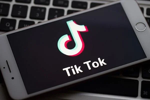 Trump'tan TikTok'un ABD'li bir firmaya satılması için 15 Eylül'e kadar süre