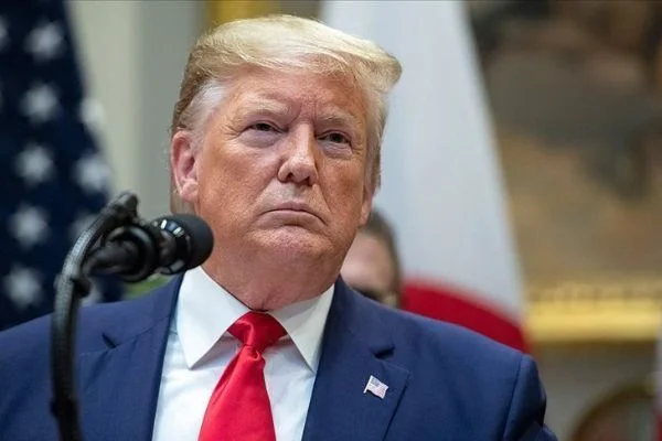 Trump'tan yeni Kovid-19 yardımlarına ilişkin 4 ayrı kararname