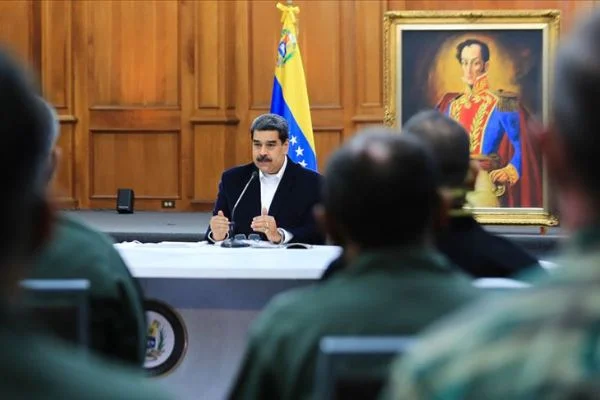 Venezuela'da 15 isyancı askere 24'er yıl hapis cezası