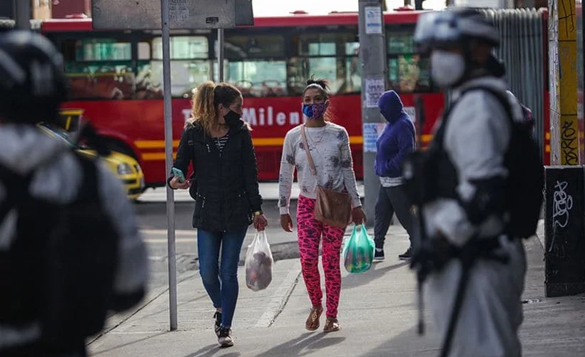 Yeni Zelanda'da 100 gündür toplum içinde koronavirüs vakasına rastlanmadı