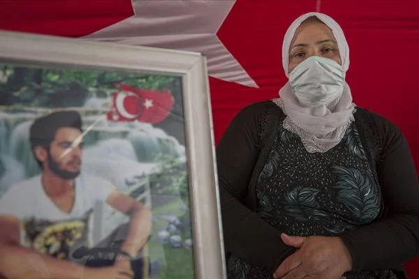 'Yeter artık bizi acılar içinde kıvrandırma'