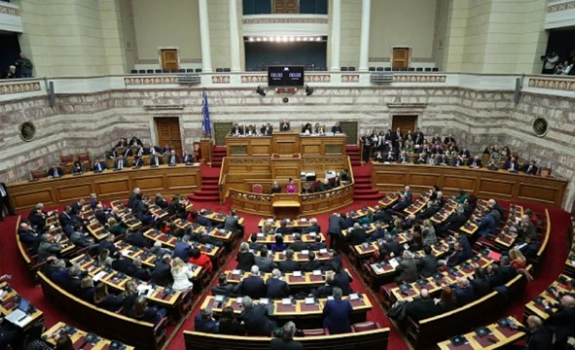 Yunanistan Parlamentosundaki Mısır ve İtalya ile deniz anlaşmaları oylaması COvid-19 tedbirleri kapsamında ertelendi