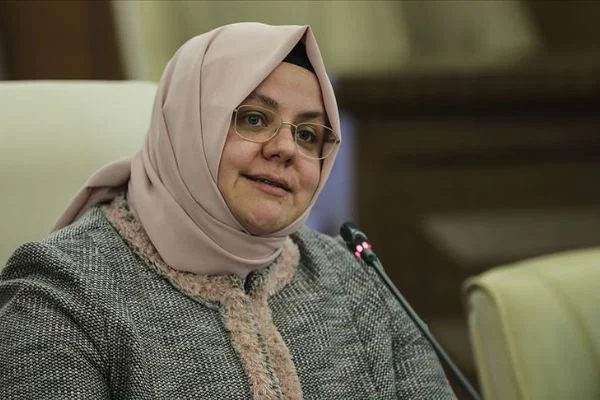 Zehra Zümrüt Selçuk: Aile Danışmanlığı hizmetine e-Devlet üzerinden 13 bin kişi başvurdu