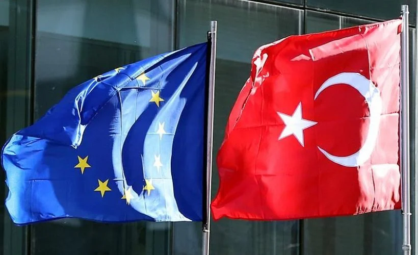 AB'den Türkiye'deki sığınmacılara yönelik yaklaşık 400 milyon avroluk yeni destek
