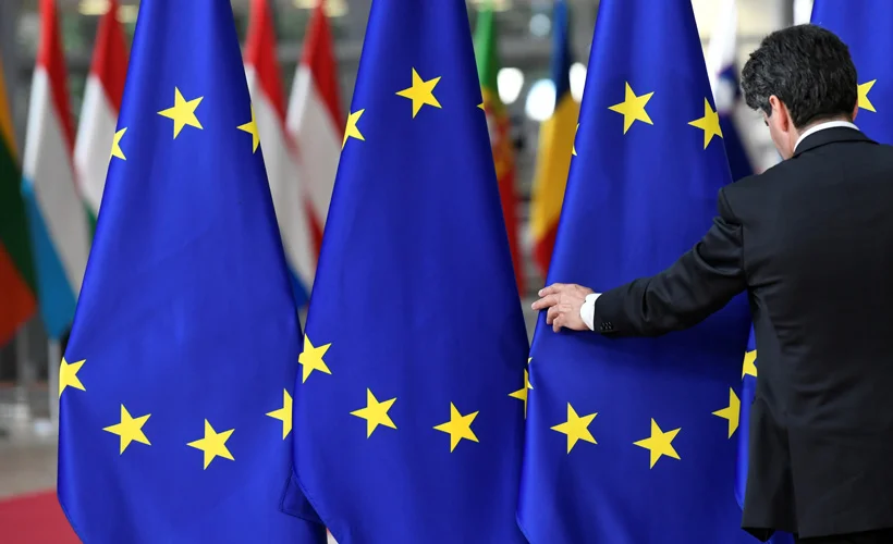 AB Liderler Zirvesi, ertelendi